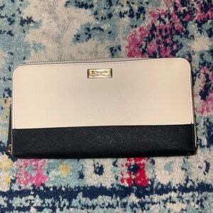 Kate Spade Black and Cream Wallet